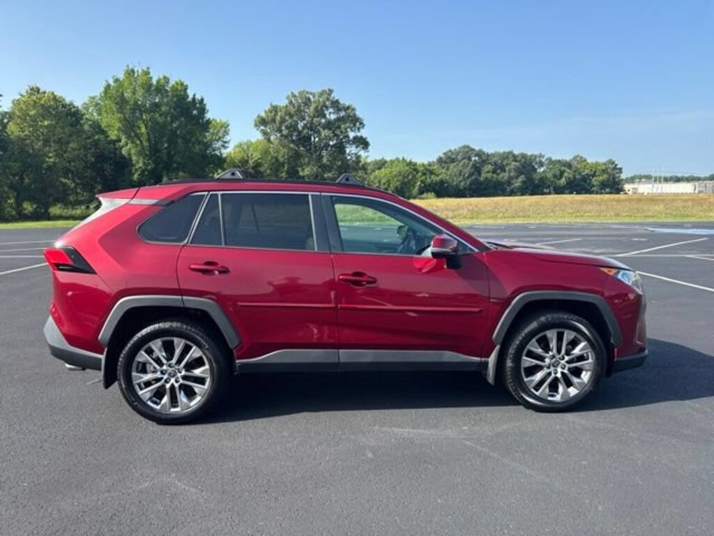 Used 2021 Toyota RAV4 XLE Premium SUV