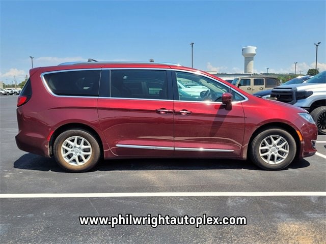 Used 2020 Chrysler Pacifica Touring L with VIN 2C4RC1BG6LR124766 for sale in Russellville, AR