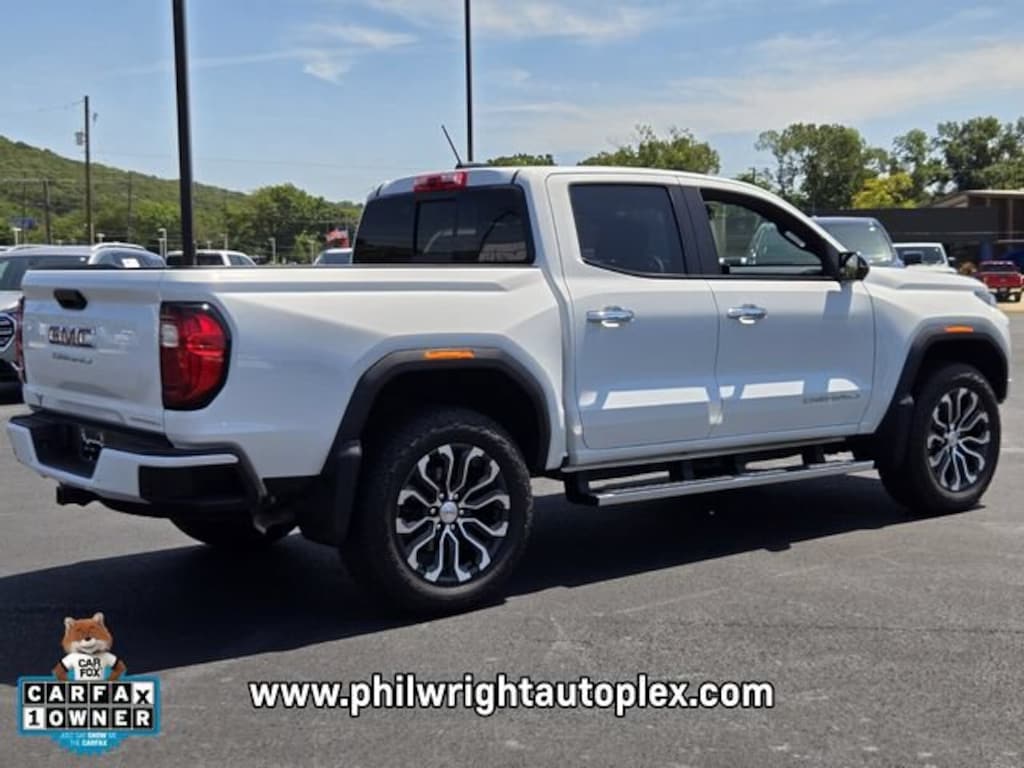 Used 2024 GMC Canyon Denali Truck Crew Cab