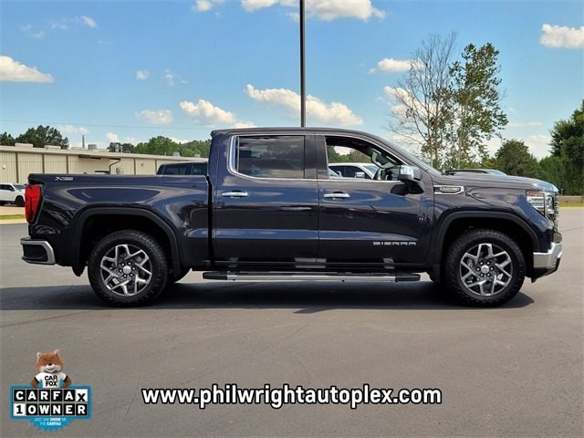 Used 2022 GMC Sierra 1500 SLT with VIN 1GTUUDED5NZ633038 for sale in Little Rock