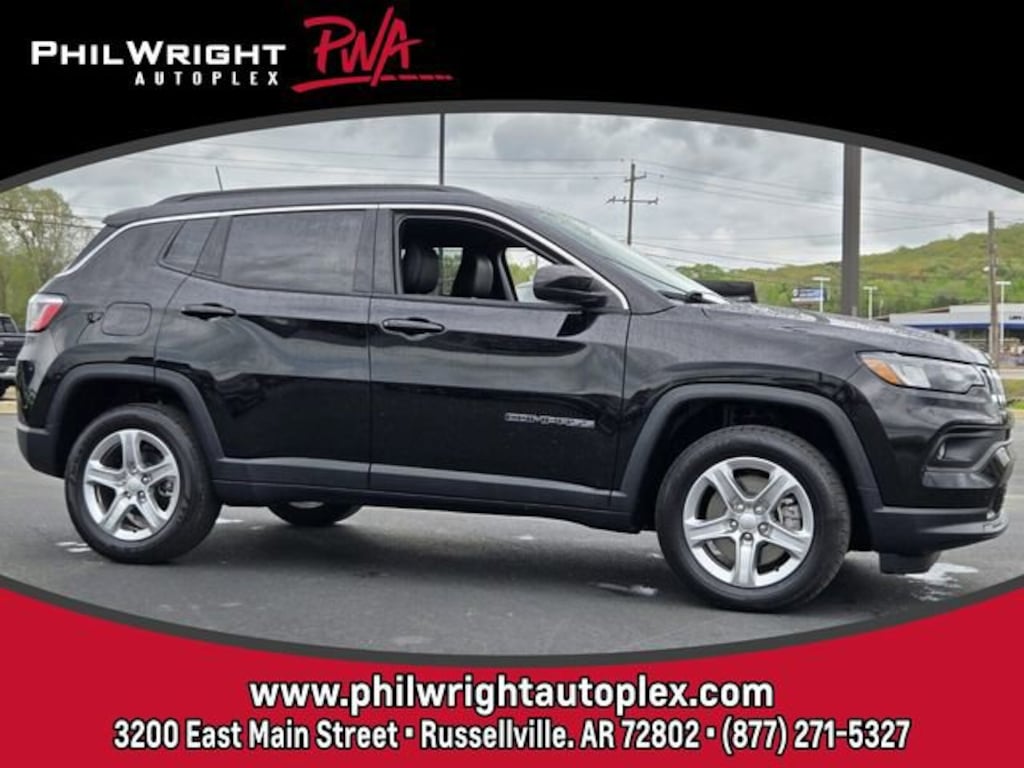 Used 2024 Jeep Compass Latitude SUV