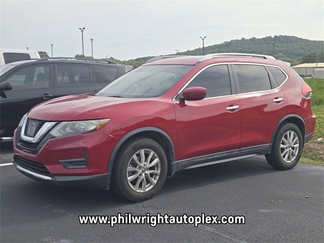 Used 2017 Nissan Rogue SV with VIN 5N1AT2MT8HC859841 for sale in Russellville, AR