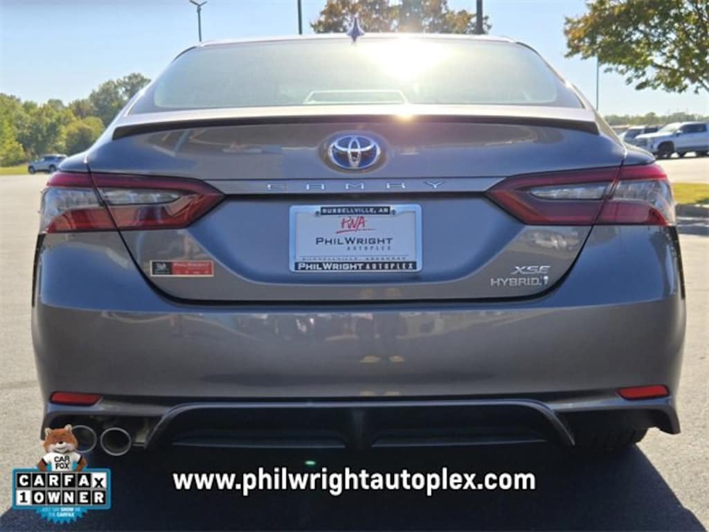 Used 2021 Toyota Camry Hybrid XSE Sedan