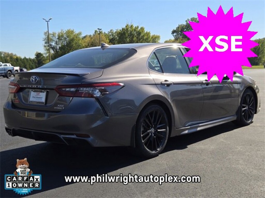 Used 2021 Toyota Camry Hybrid XSE Sedan