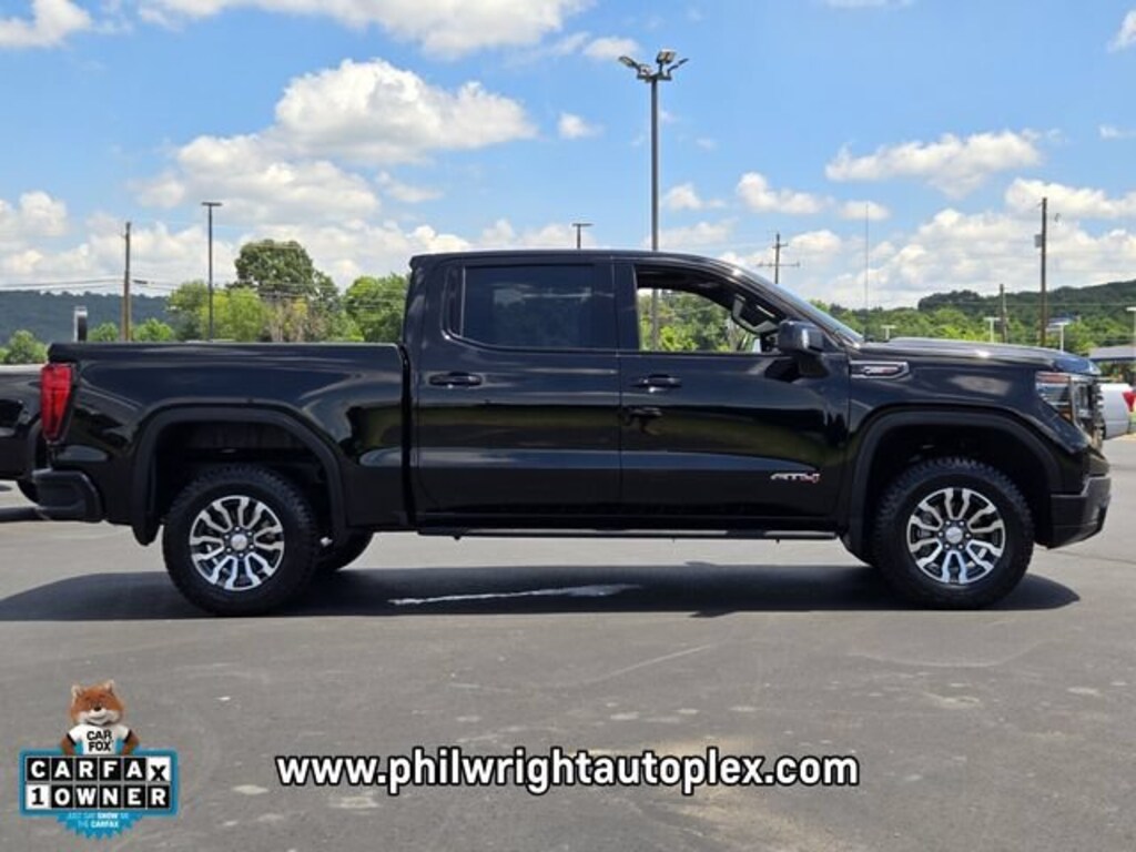 Used 2023 GMC Sierra 1500 AT4 Truck Crew Cab