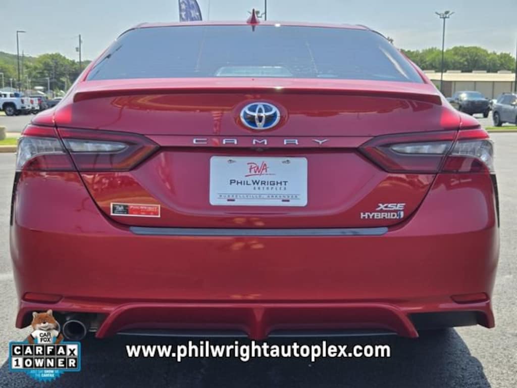 Used 2024 Toyota Camry Hybrid XSE Sedan
