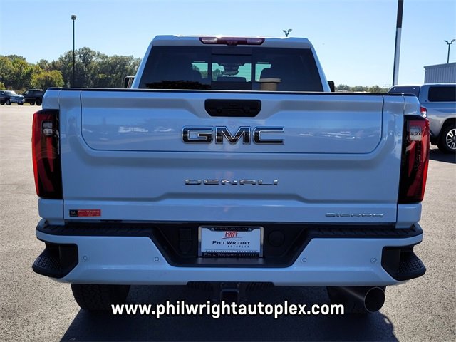 2026 Gmc Sierra 2500 HD Denali Ultimate photo 3
