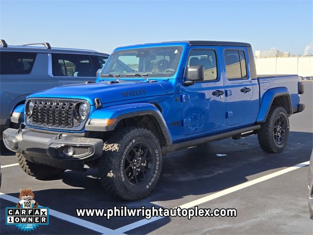 2024 Jeep Gladiator Willys photo 2
