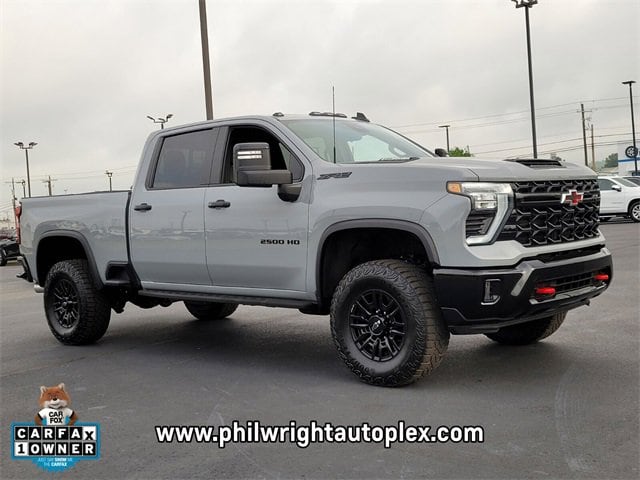 Used 2024 Chevrolet Silverado 2500HD ZR2 with VIN 1GC4YYEY3RF384342 for sale in Little Rock