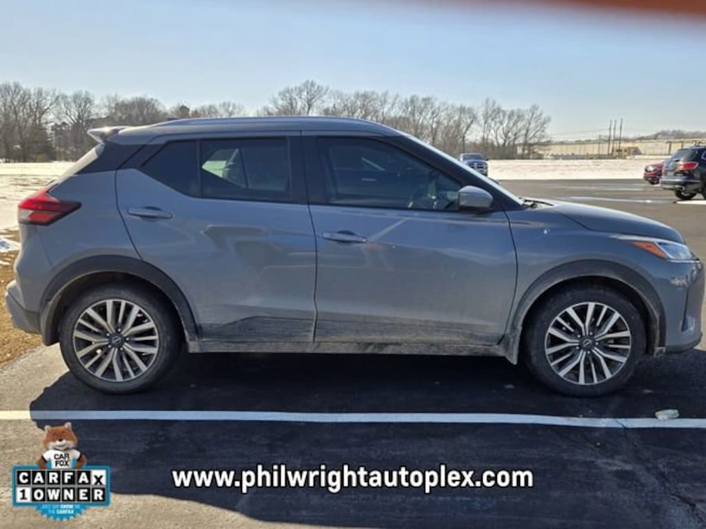 Used 2022 Nissan Kicks SV SUV