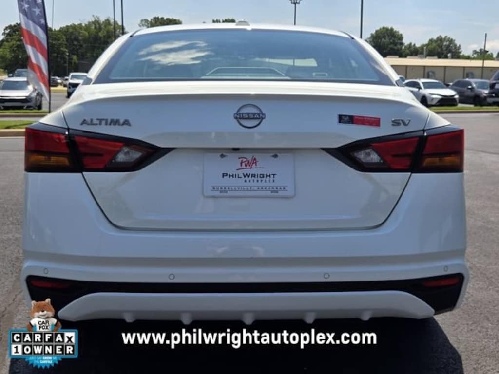 Used 2024 Nissan Altima 2.5 SV Sedan
