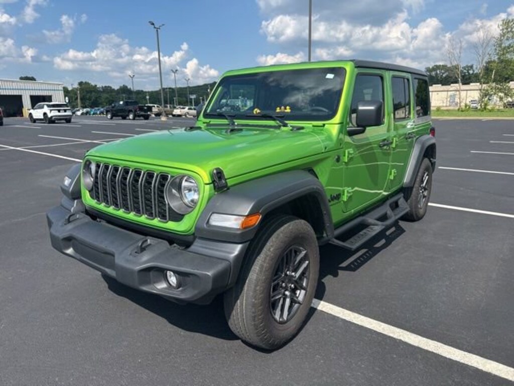 Used 2025 Jeep Wrangler Sport S SUV