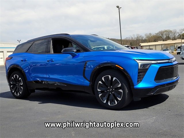 2025 Chevrolet Blazer EV RS photo 2