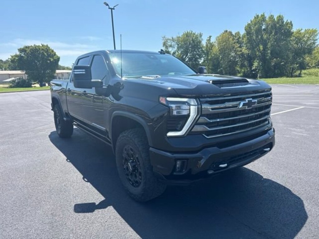 Used 2024 Chevrolet Silverado 2500 HD High Country Truck Crew Cab