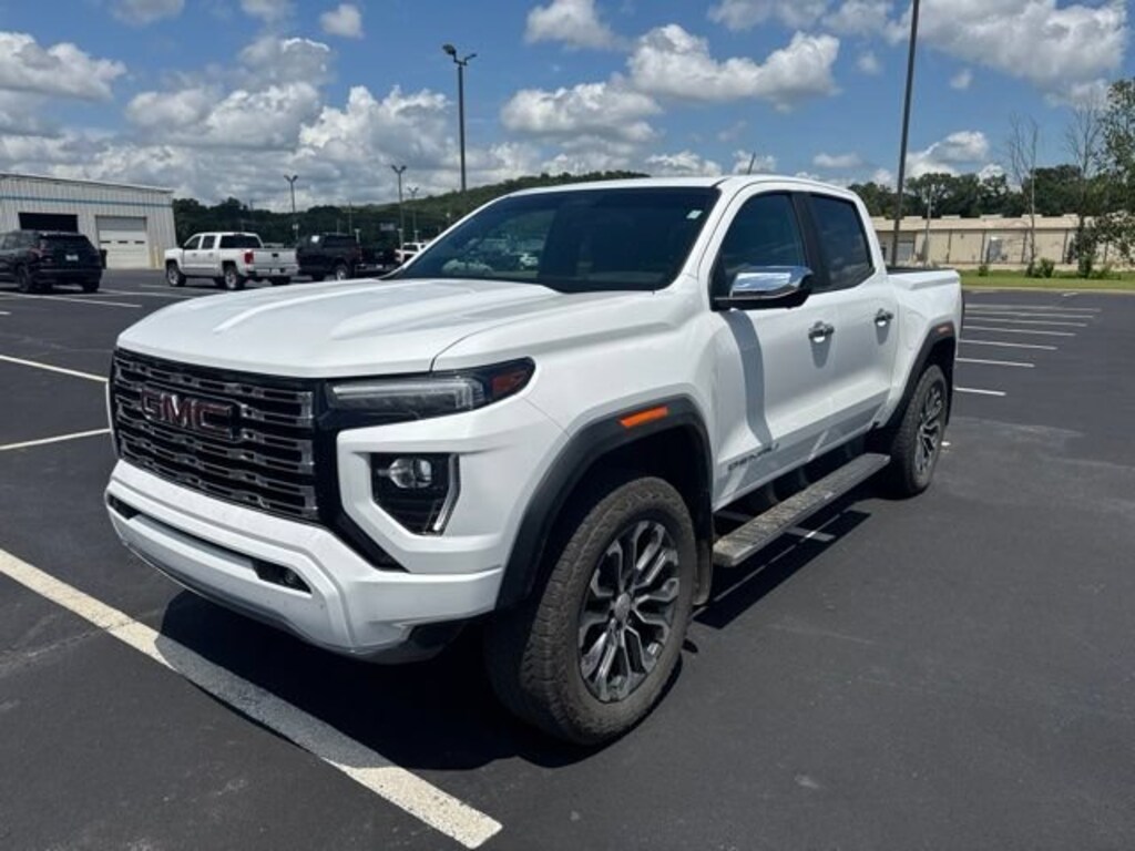 Used 2025 GMC Canyon Denali Truck Crew Cab