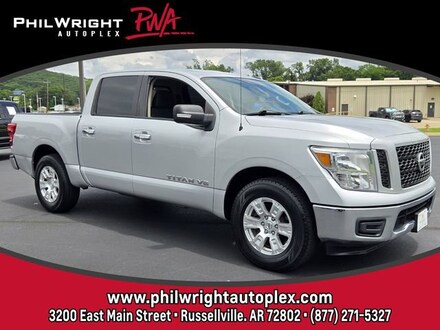 2019 Nissan Titan SV Truck Crew Cab