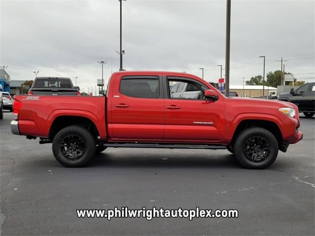 Used 2016 Toyota Tacoma SR5 Truck Double Cab