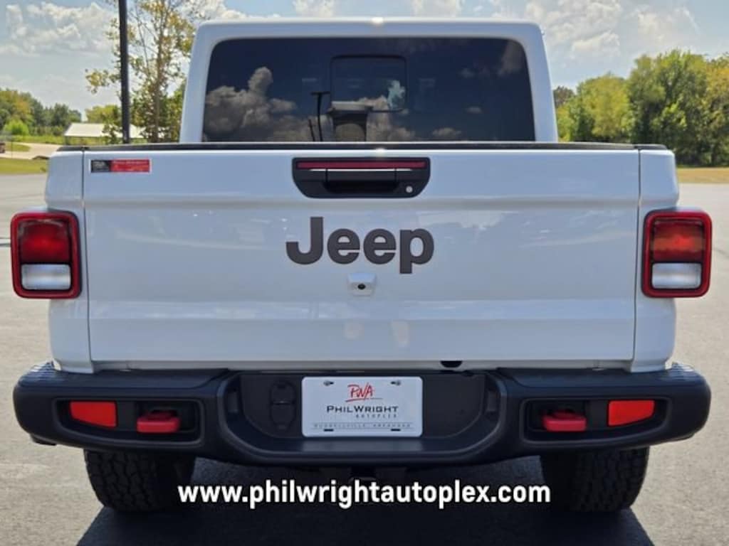 Used 2023 Jeep Gladiator Rubicon Truck Crew Cab