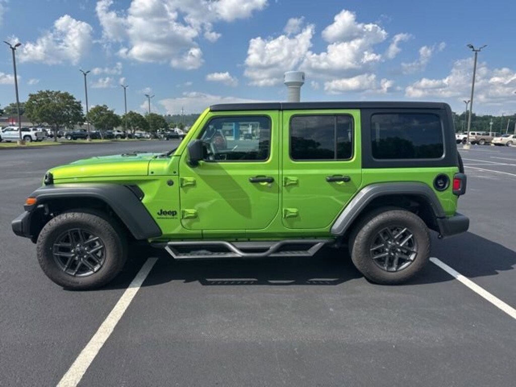Used 2025 Jeep Wrangler Sport S SUV