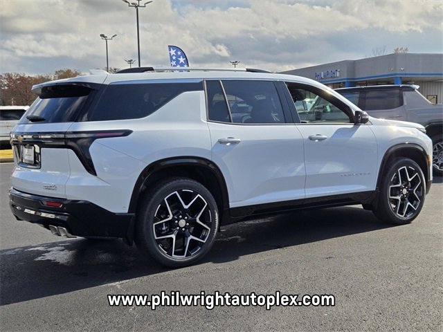 2026 Chevrolet Traverse High Country photo 3