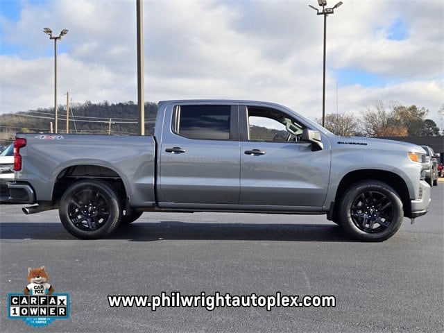 Used 2022 Chevrolet Silverado 1500 Limited Custom with VIN 1GCPYBEK1NZ213894 for sale in Little Rock