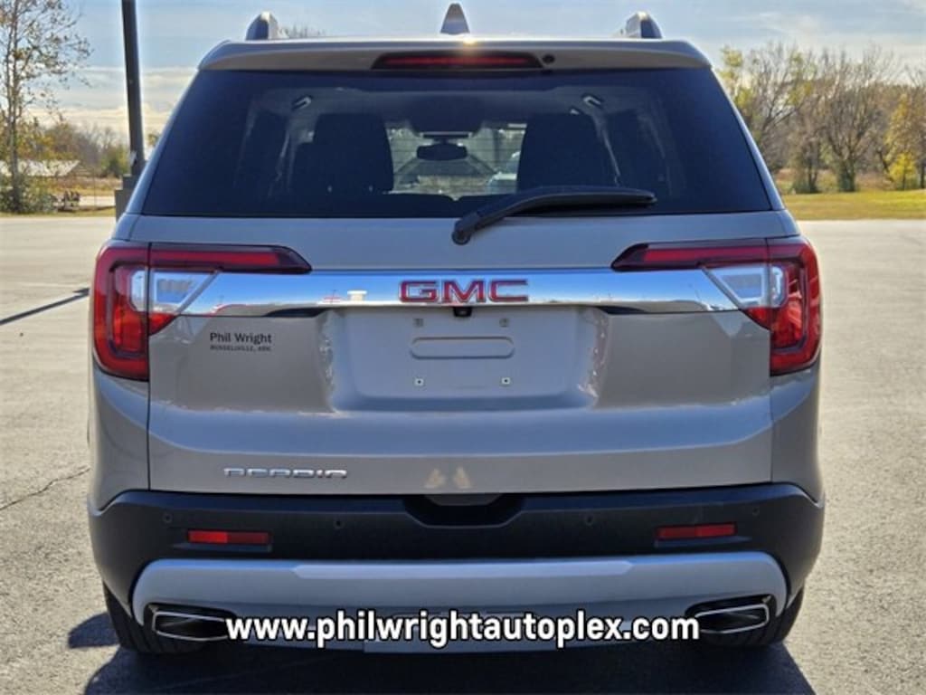 Used 2023 GMC Acadia SLT SUV