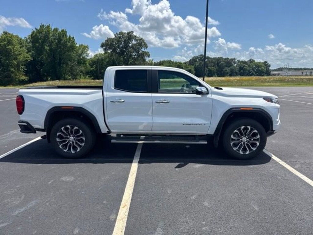 Used 2025 GMC Canyon Denali Truck Crew Cab