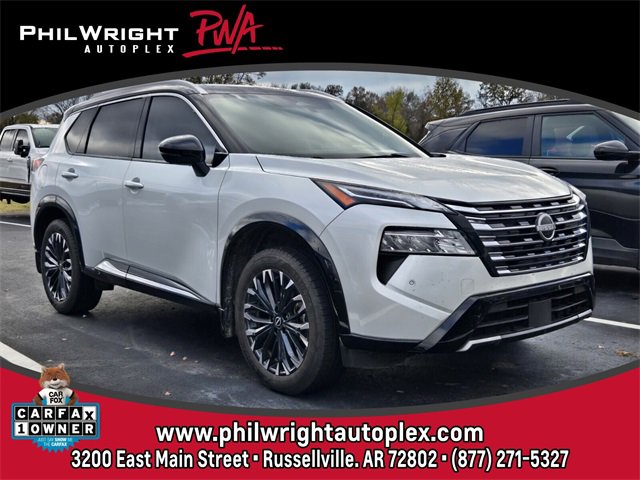 2024 Nissan Rogue Platinum's photo