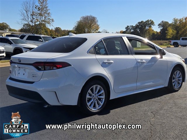 2025 Toyota Corolla Hybrid LE photo 3