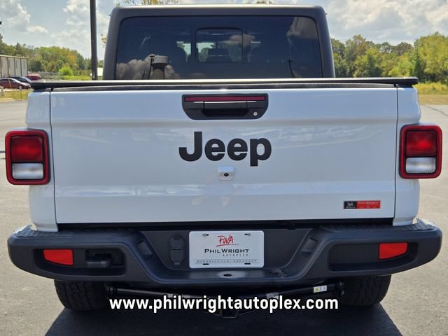 Used 2023 Jeep Gladiator Willys Truck Crew Cab
