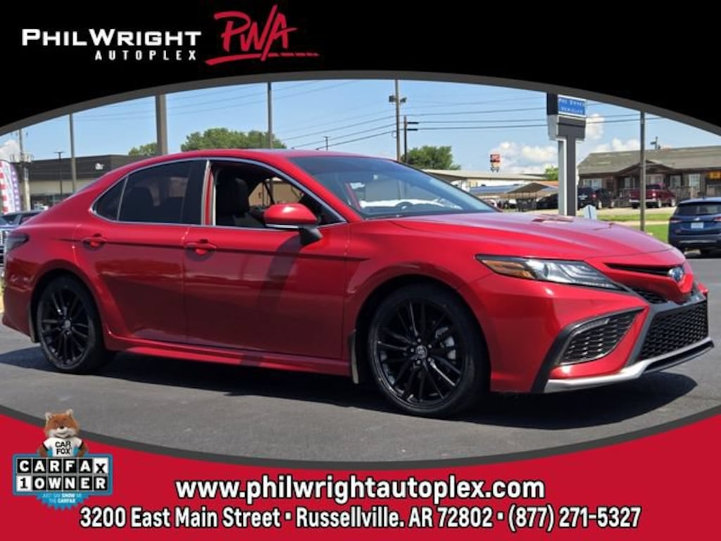 Used 2024 Toyota Camry Hybrid XSE Sedan