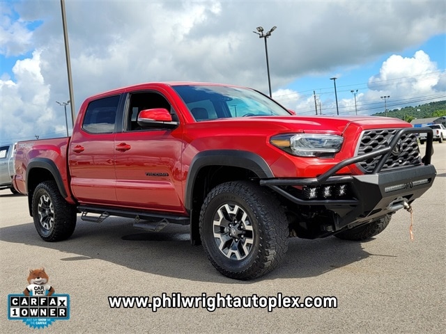 Used 2022 Toyota Tacoma TRD Off Road with VIN 3TMCZ5AN7NM457807 for sale in Little Rock