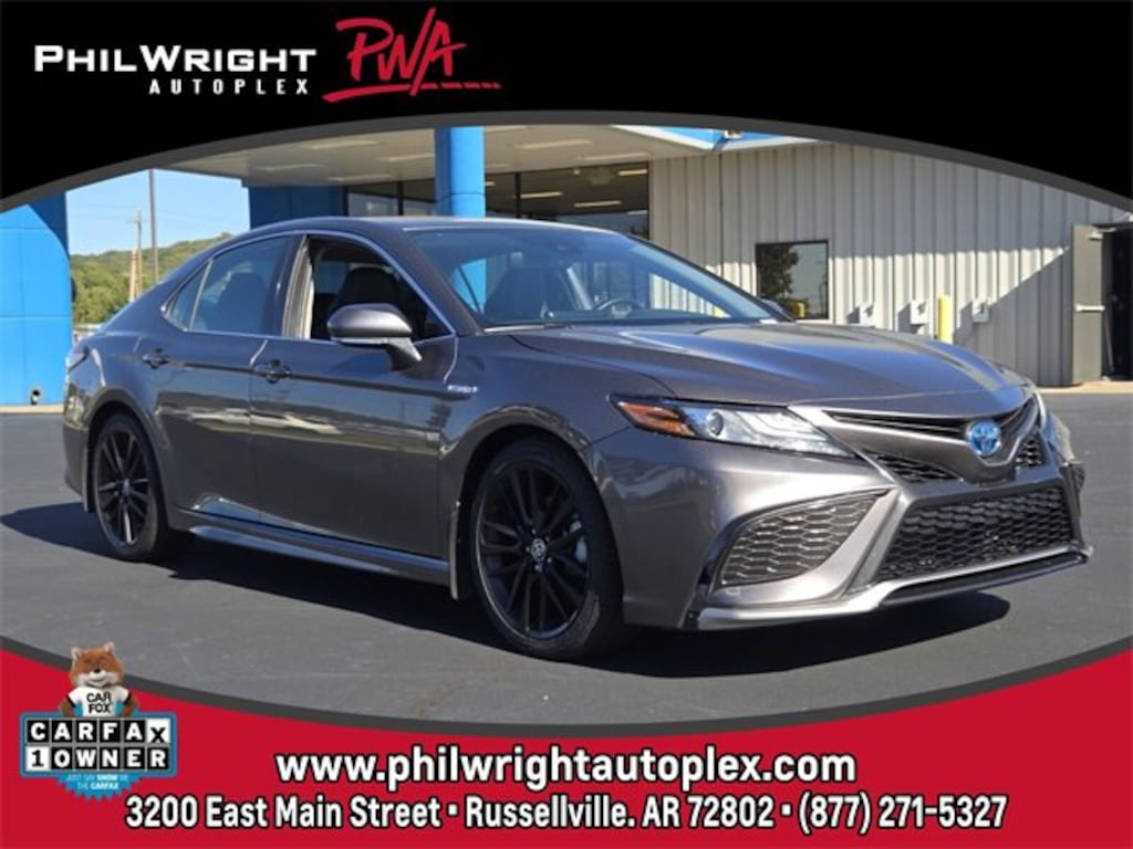 Used 2021 Toyota Camry Hybrid XSE Sedan