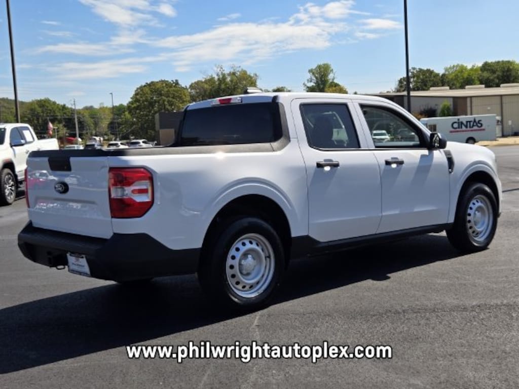 Used 2025 Ford Maverick XL Truck SuperCrew