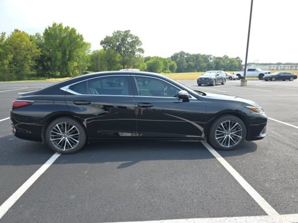 Used 2024 Lexus ES ES 250 Sedan