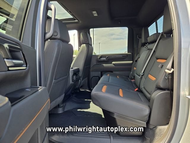2026 GMC Sierra 2500HD AT4 - Photo 11