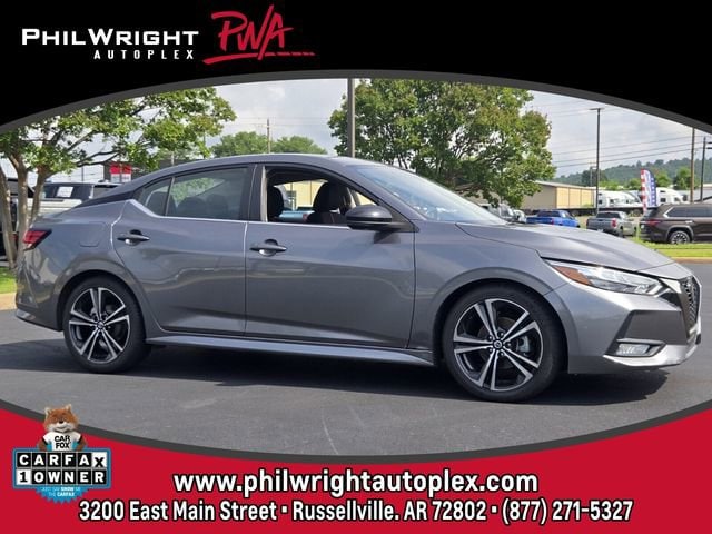 2021 Nissan Sentra SR CVT's photo