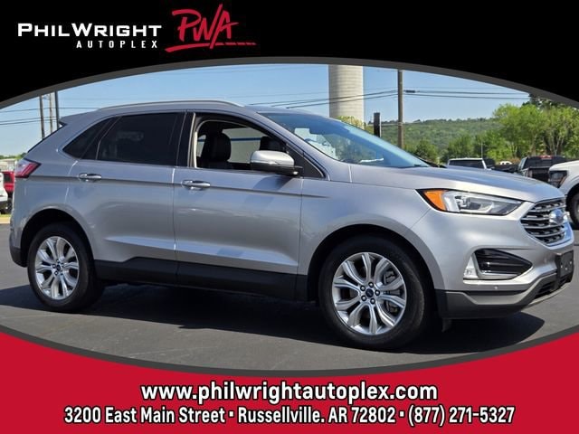 2021 Ford Edge Titanium's photo