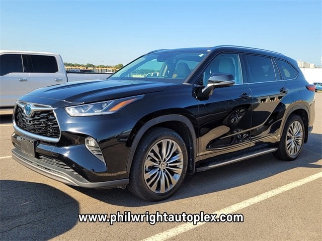 Used 2022 Toyota Highlander Platinum with VIN 5TDFARAH0NS013304 for sale in Russellville, AR