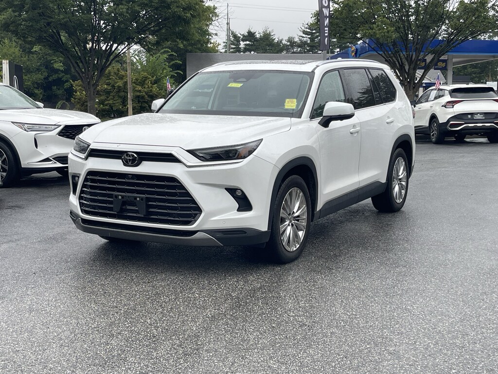 Used 2024 Toyota Grand Highlander SUV