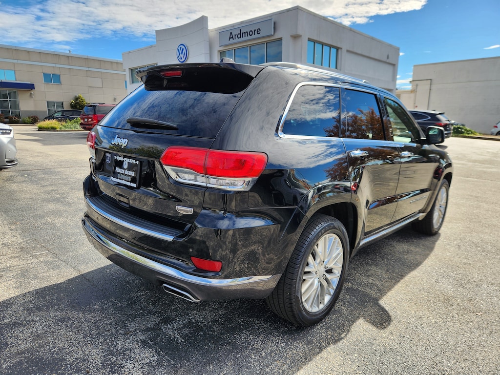 Used 2017 Jeep Grand Cherokee Summit SUV