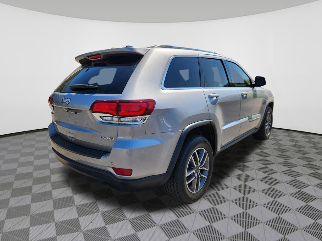Used 2020 Jeep Grand Cherokee Laredo E SUV