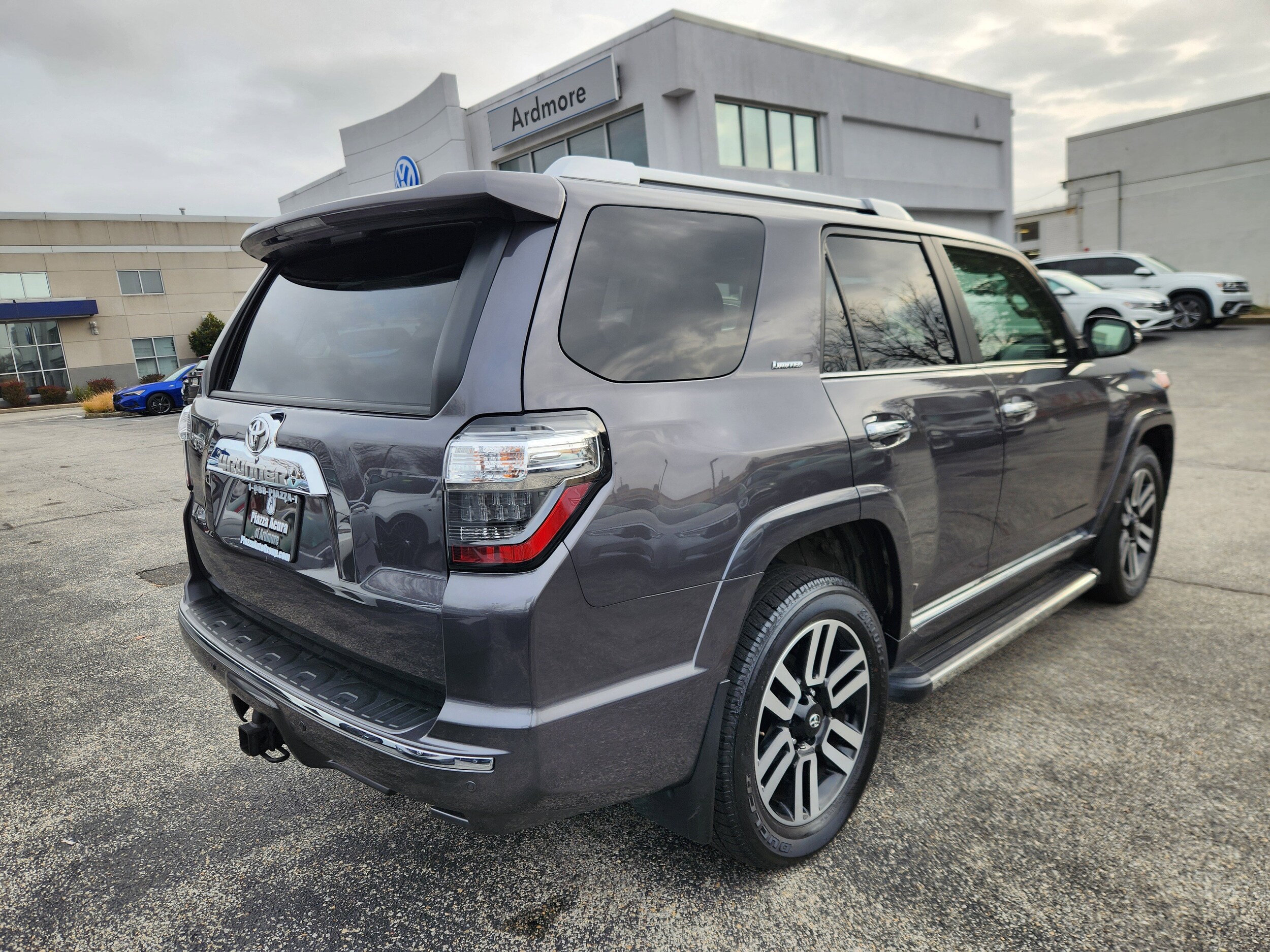 2023 Toyota 4Runner Limited photo 4