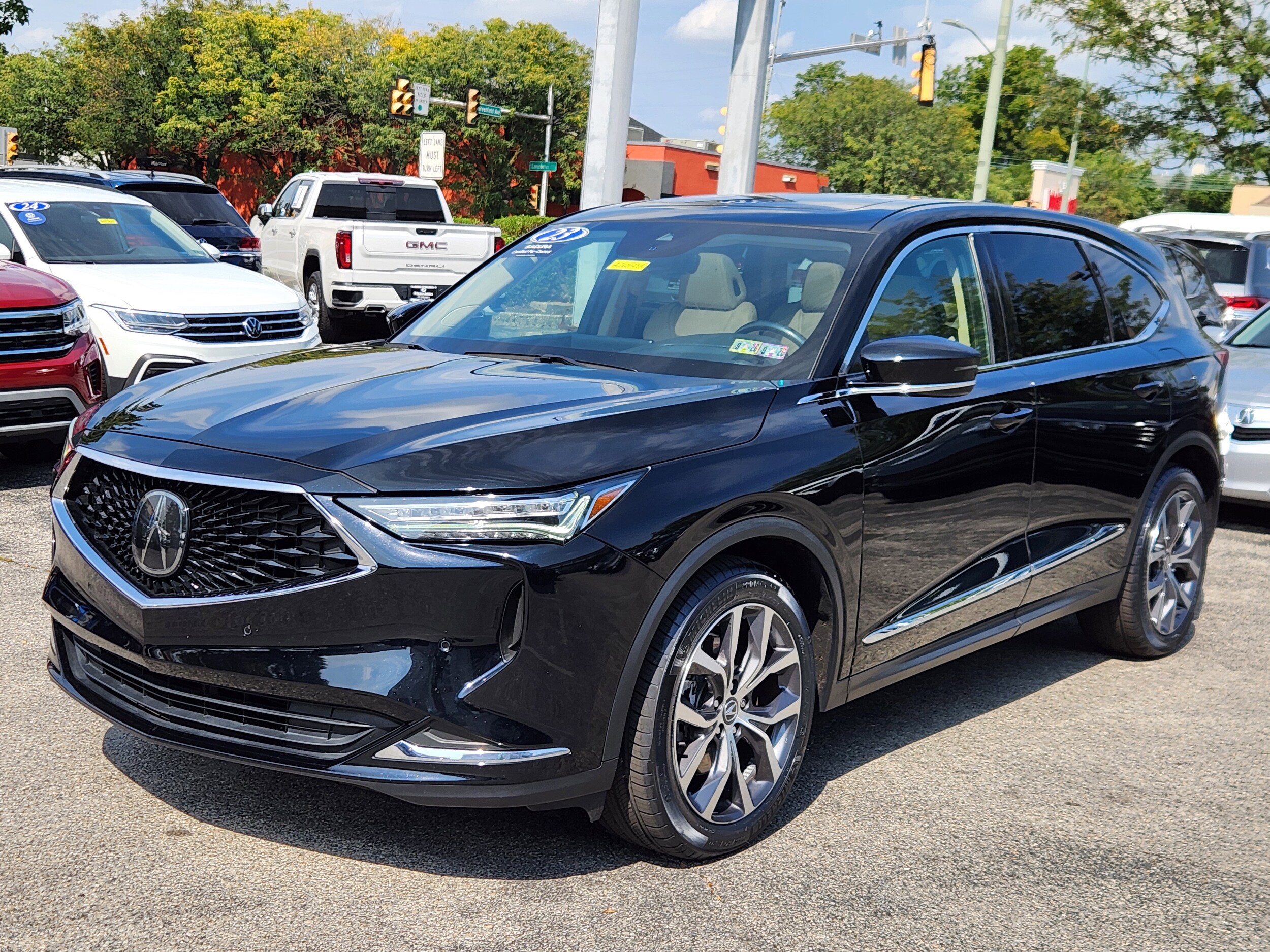 2023 Acura MDX SH-AWD Technology photo 2