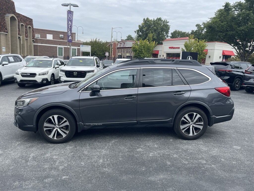 Used 2018 Subaru Outback Limited SUV