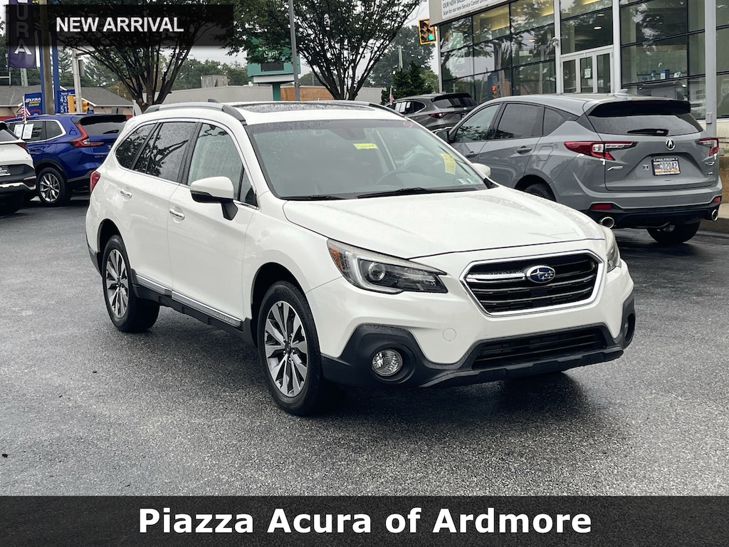 Used 2018 Subaru Outback Touring SUV