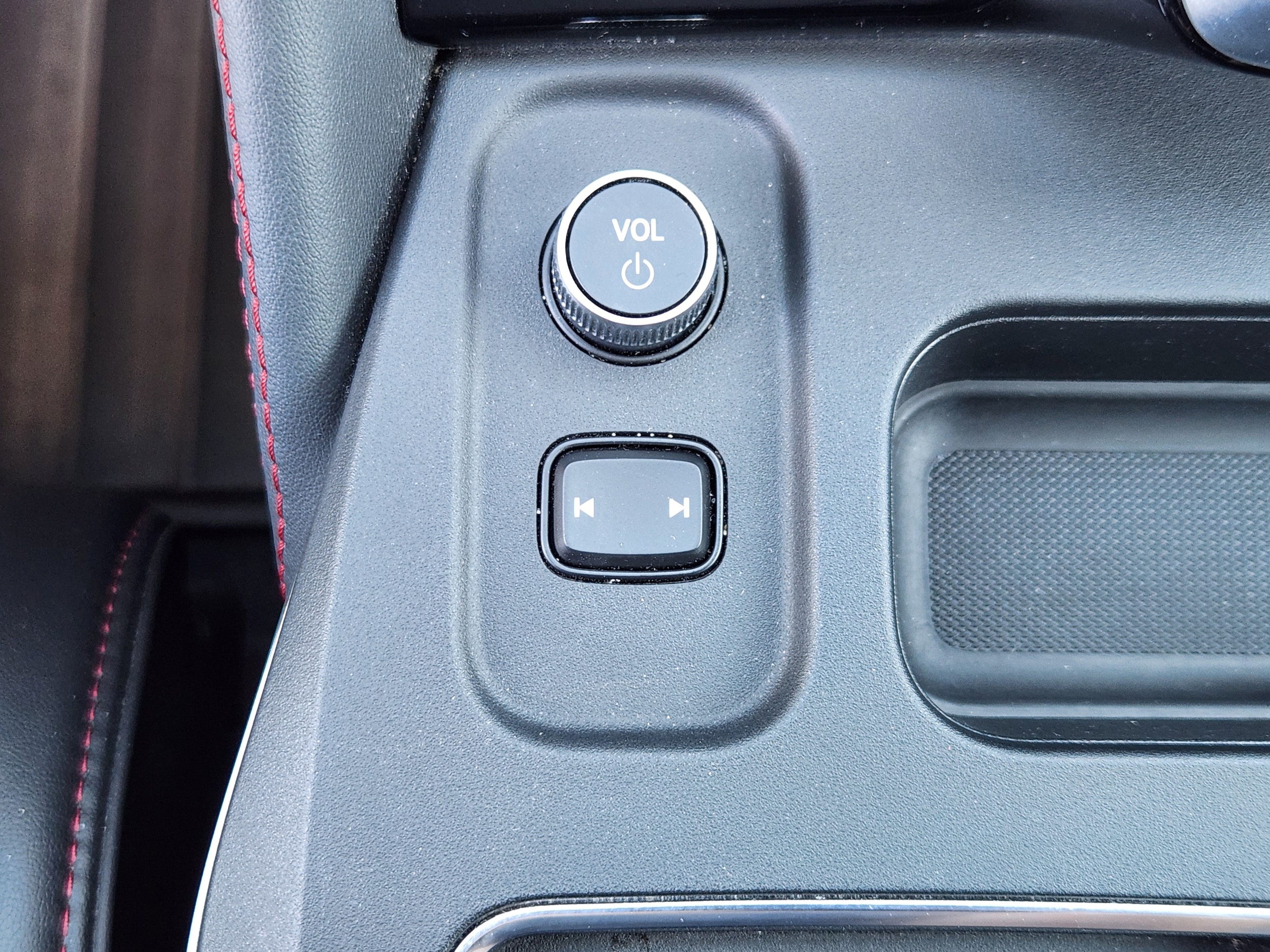 2025 Acura MDX A-Spec Package - Photo 25