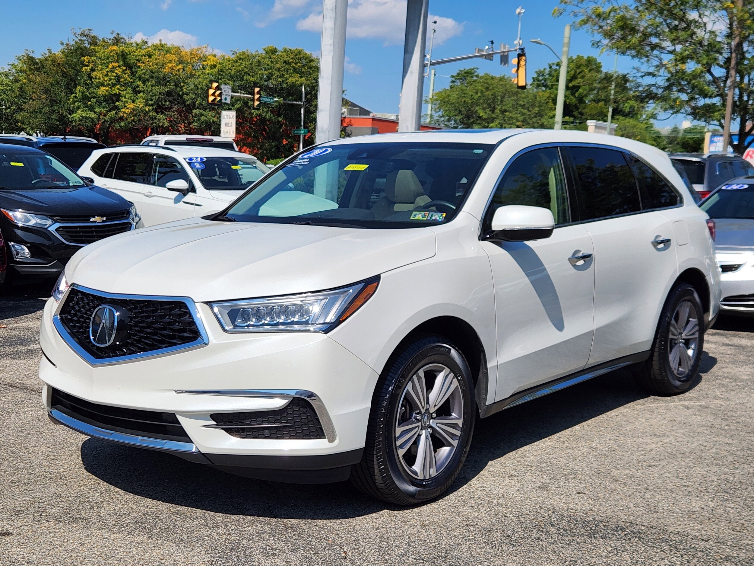 2020 Acura MDX Base photo 2