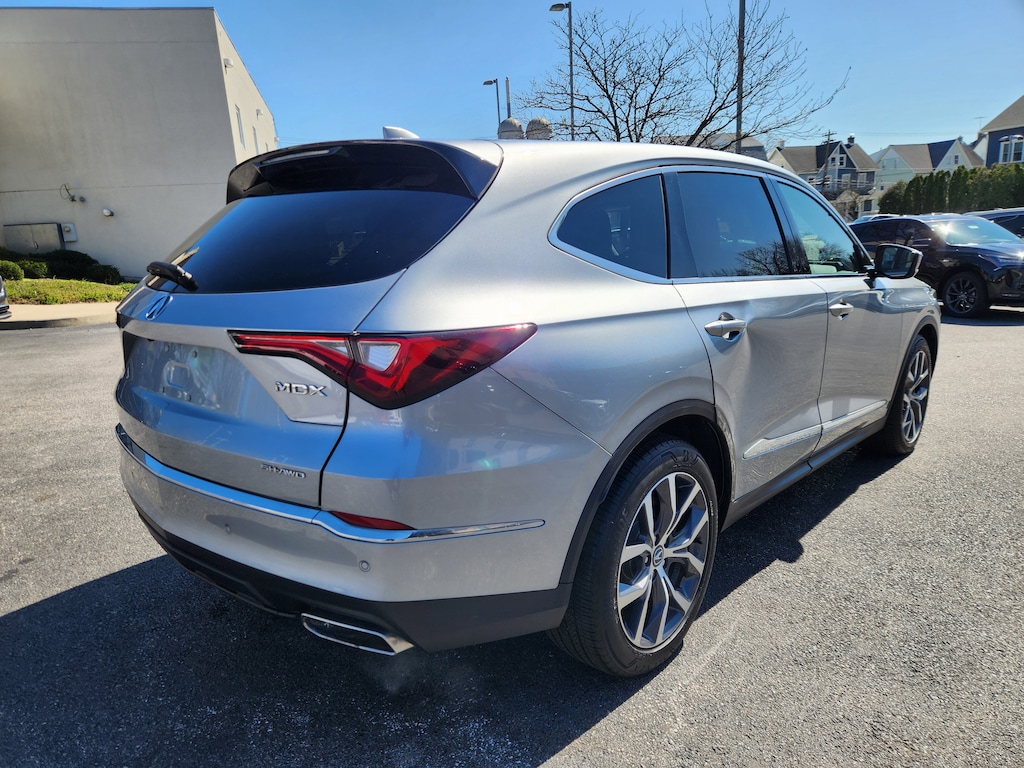 Used 2023 Acura MDX w/Technology Package SUV