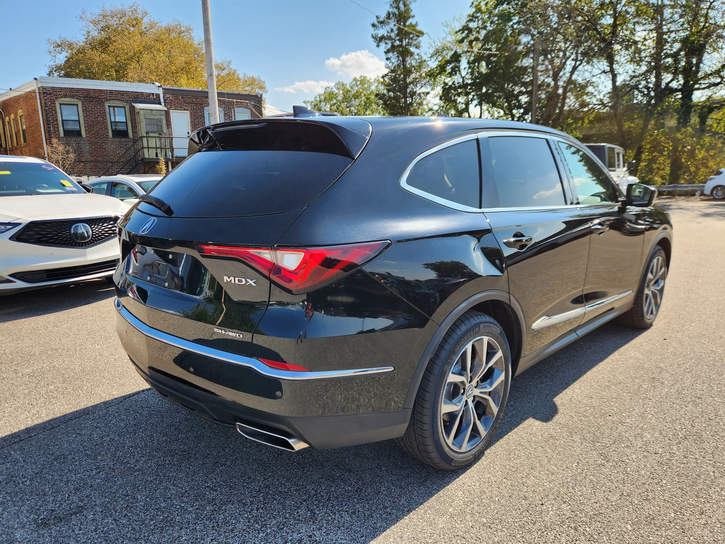 2023 Acura MDX SH-AWD Technology photo 4